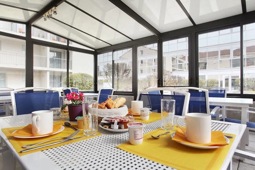 Appart Hotel Odalys City Aix En Provence Le Clos De La Chartreuse Aix-en-Provence