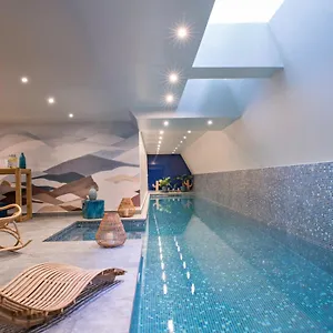 Parister Piscine & Hotel Paris