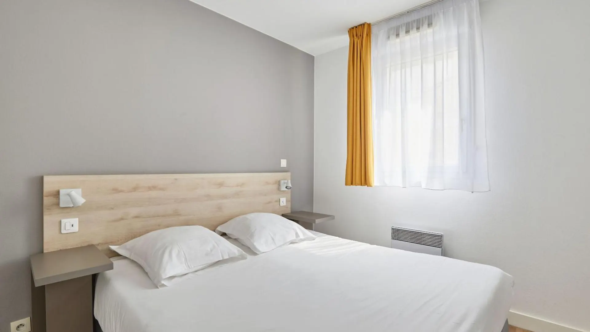 Appart Hotel Odalys City Aix En Provence Le Clos De La Chartreuse Aix-en-Provence